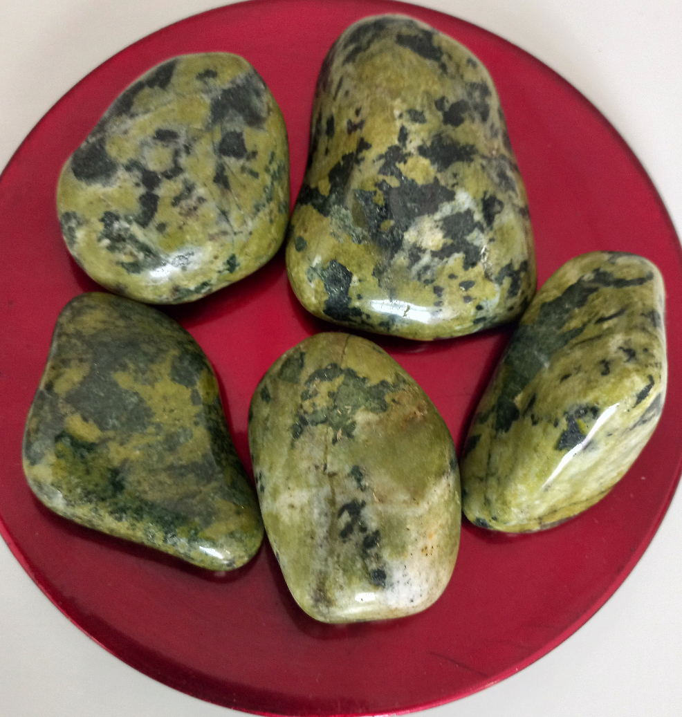 Jade Nephrit Trommelsteine